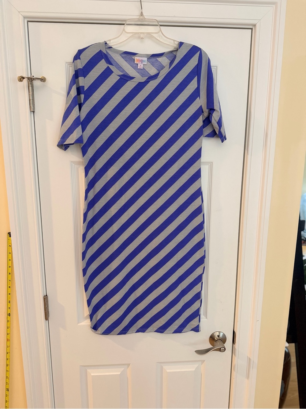 Ladies Size Medium "LuLaRoe" Blue and Gray Diagonal Stripe Carly-style Dress GUC
